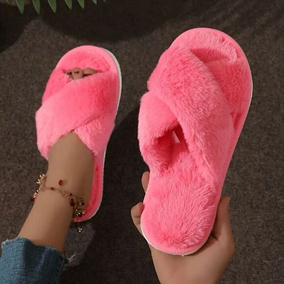 NWT Gorgeous Hot Pink Sz 8 Fuzzy Crisscross Super Soft Comfy & Cozy Slippers - Picture 1 of 12